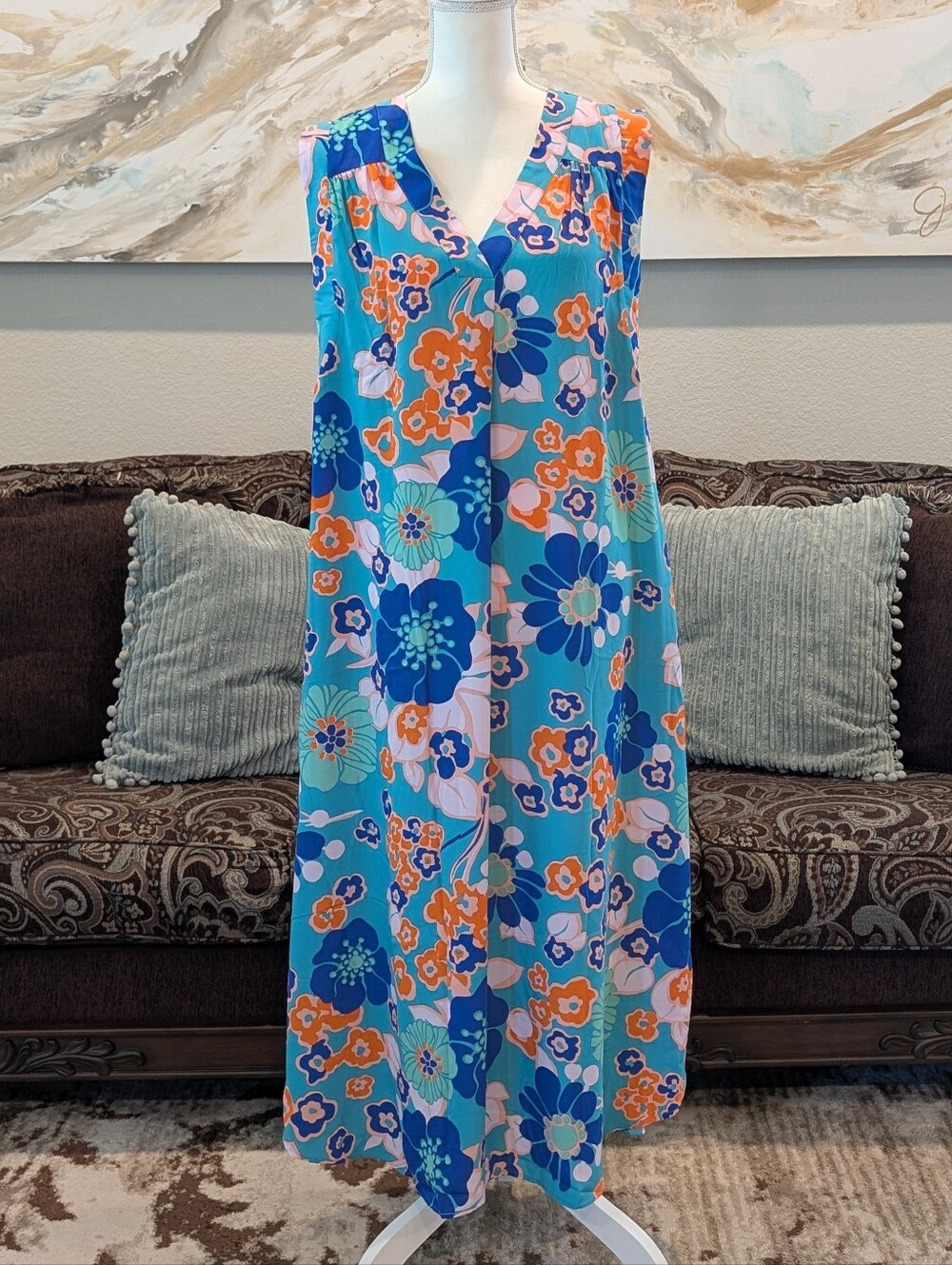 Sleeveless V-Neck Floral Maxi Dress